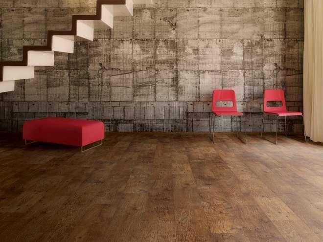 Pavimento in laminato Pircher  collezione " Loft Rustic Oak"