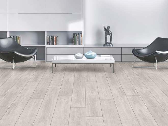 Pavimento in laminato Pircher  collezione " Villa St. Moritz Oak"