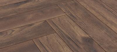 Pavimento in Laminato Sistema Floor HERRINGBONE - Rovere Calais D4766