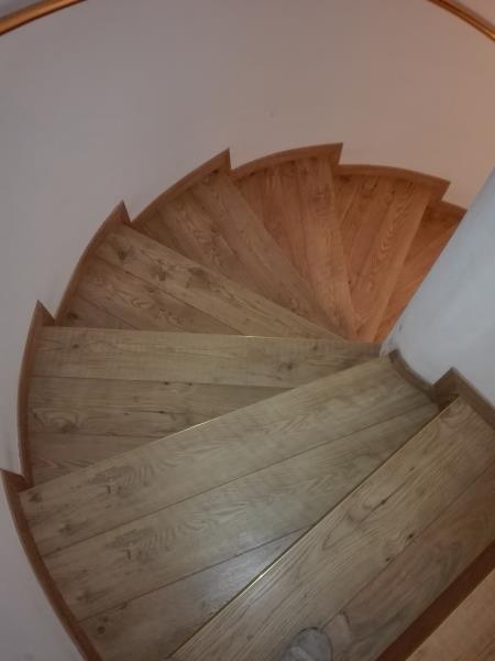 scala in laminato rovere